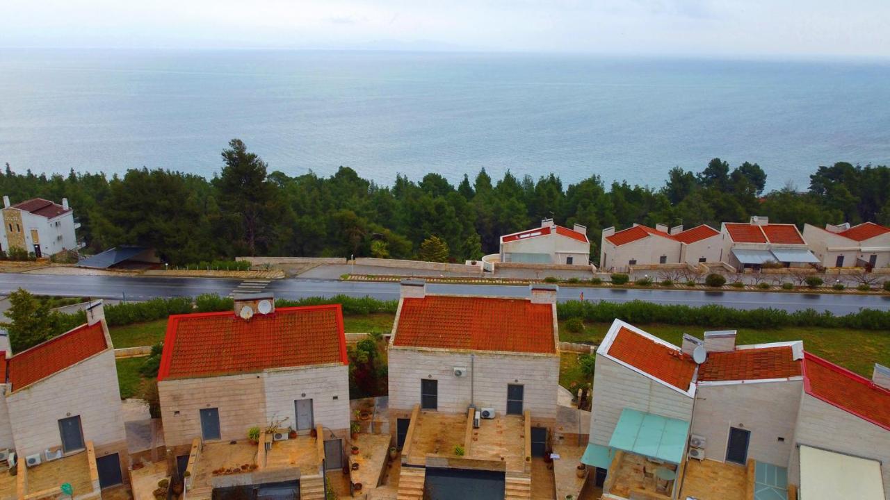 Olia Sea View Shared Pool Villa, Неа-Фокеа Экстерьер фото